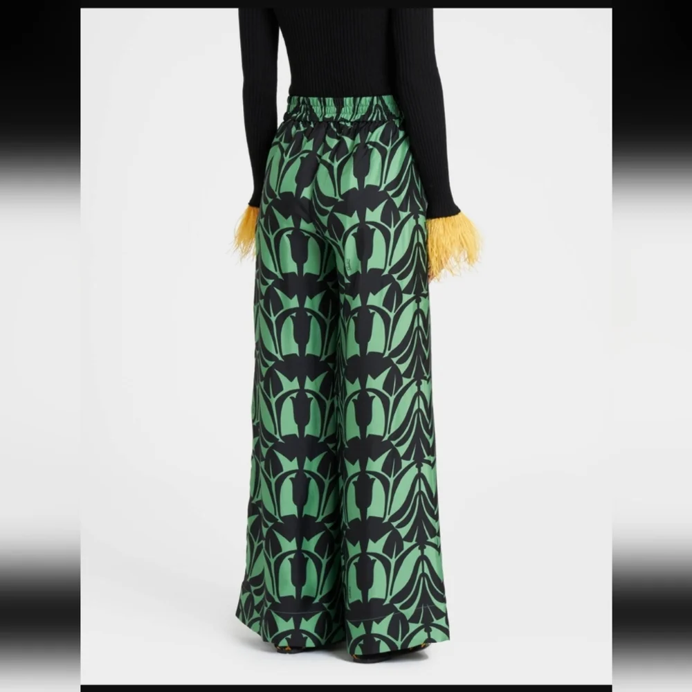 New La DoubleJ Papyrus Green in Silk Twill Palazzo Pants And Pinup Headband - Picture 2 of 8